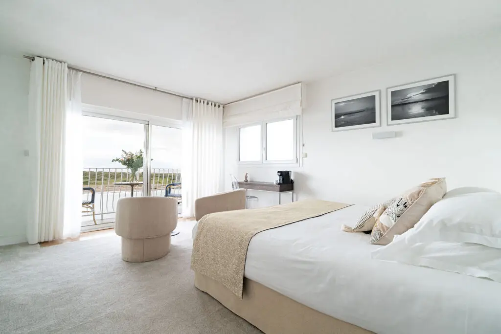 Image par défaut illustrant le propos de la page L’Hôtel de Coeur de Nacre