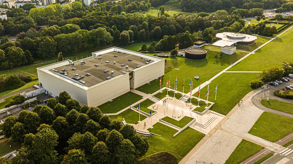 Image par défaut illustrant le propos de la page Aux alentours de Coeur de Nacre